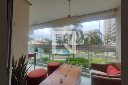 Varanda de apartamento para alugar com 3 quartos, 95m² em Barra da Tijuca, Rio de Janeiro