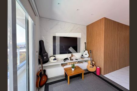 Sala/ Sala de Jantar  de casa para alugar com 2 quartos, 220m² em Vila Guedes, São Paulo