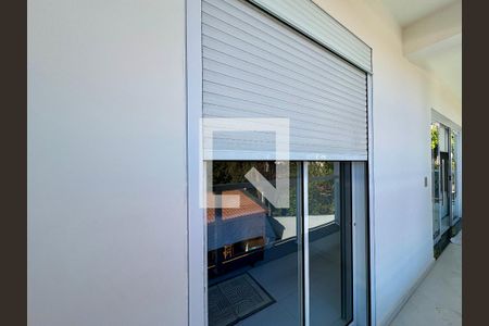 Varanda da Sala e Suíte 1 de casa para alugar com 2 quartos, 220m² em Vila Guedes, São Paulo
