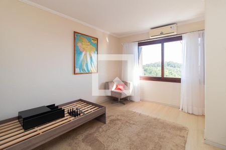 Quarto 1 de casa para alugar com 3 quartos, 331m² em Teresópolis, Porto Alegre