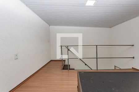 Sala/Quarto de casa para alugar com 1 quarto, 28m² em Bosque da Saúde, São Paulo