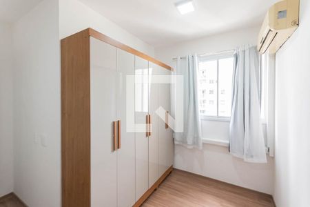 Quarto 1 de apartamento para alugar com 2 quartos, 50m² em Santo Cristo, Rio de Janeiro