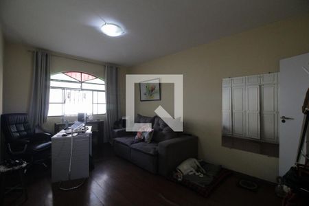 Casa à venda com 4 quartos, 1400m² em Cinquentenario, Belo Horizonte