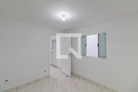 Quarto de casa para alugar com 1 quarto, 57m² em Jardim Sao Carlos (zona Leste), São Paulo