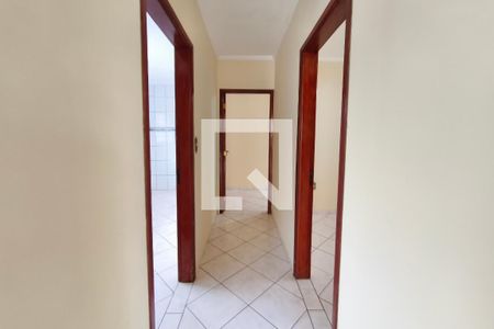 Corredor - Quartos de casa para alugar com 3 quartos, 90m² em Jardim das Bandeiras, Campinas