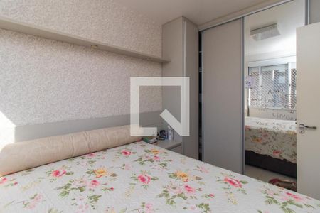 Quarto 1 de apartamento à venda com 2 quartos, 50m² em Ipanema, Porto Alegre