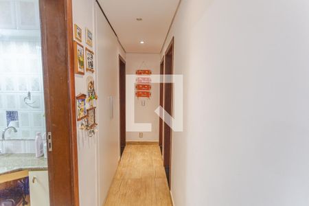 Corredor de apartamento à venda com 3 quartos, 75m² em Santa Ines, Belo Horizonte