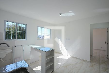 Sala de casa para alugar com 1 quarto, 31m² em Vila Pirajussara, São Paulo