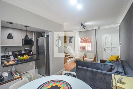 Sala de casa de condomínio à venda com 2 quartos, 90m² em Vila Jerusalem, São Bernardo do Campo