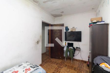 Quarto 1 de casa para alugar com 6 quartos, 246m² em Conjunto Habitacional Castro Alves, São Paulo
