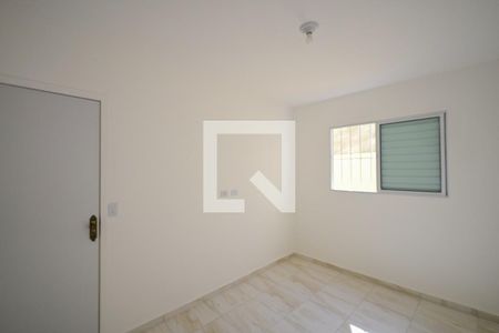 Quarto de casa para alugar com 1 quarto, 32m² em Vila Pirajussara, São Paulo
