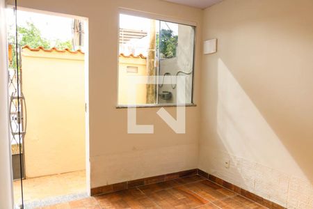 Sala de casa para alugar com 1 quarto, 40m² em Piedade, Rio de Janeiro
