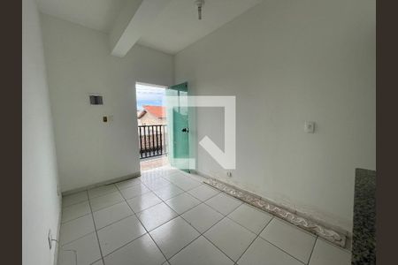Sala de kitnet/studio para alugar com 1 quarto, 40m² em Jardim Luísa, São Paulo