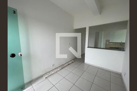 Sala de kitnet/studio para alugar com 1 quarto, 40m² em Jardim Luísa, São Paulo