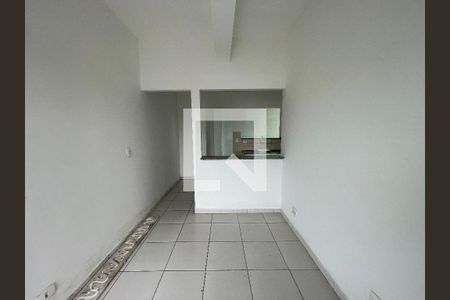 Sala de kitnet/studio para alugar com 1 quarto, 40m² em Jardim Luísa, São Paulo