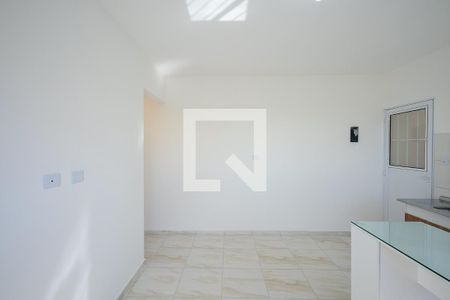 Sala de casa para alugar com 1 quarto, 32m² em Vila Pirajussara, São Paulo