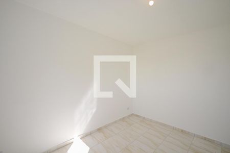 Quarto de casa para alugar com 1 quarto, 32m² em Vila Pirajussara, São Paulo