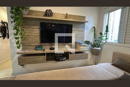 Sala de apartamento para alugar com 3 quartos, 76m² em Jardim Tupanci, Barueri