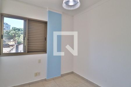 Quarto 1 de apartamento para alugar com 4 quartos, 72m² em Santa Maria, Uberlândia