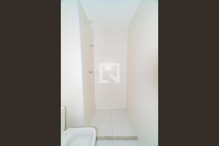 Banheiro da Suíte de apartamento para alugar com 2 quartos, 44m² em Vila Guarani (zona Sul), São Paulo
