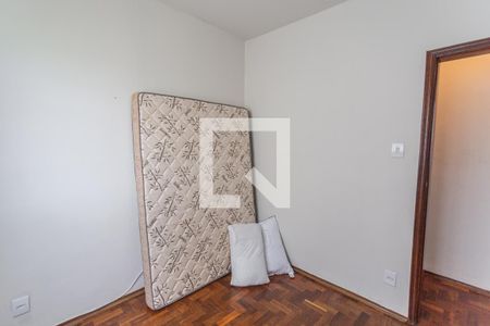 Quarto 2 de apartamento para alugar com 2 quartos, 75m² em Sagrada Família, Belo Horizonte