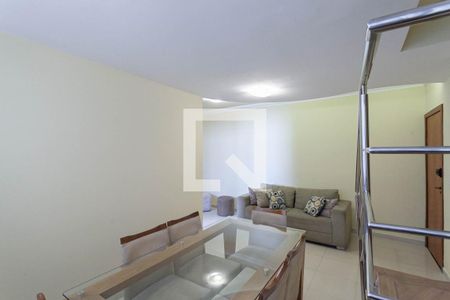 Sala 1 de apartamento para alugar com 2 quartos, 130m² em Castelo, Belo Horizonte