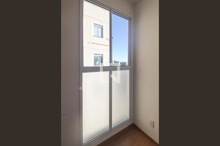 Sala de apartamento para alugar com 2 quartos, 40m² em Cavalhada, Porto Alegre