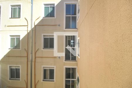 Vista de apartamento para alugar com 2 quartos, 40m² em Cavalhada, Porto Alegre