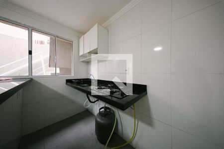 Sala/Cozinha de casa para alugar com 1 quarto, 38m² em Vila Pierina, São Paulo