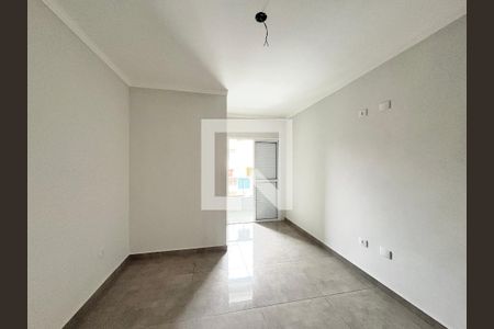 Suíte 1 de casa à venda com 2 quartos, 135m² em Vila Palmeiras, São Paulo