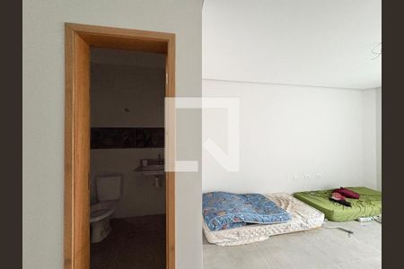 Sala de casa à venda com 2 quartos, 135m² em Vila Pereira Cerca, São Paulo