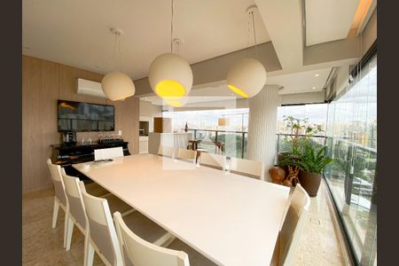 Sala de apartamento à venda com 2 quartos, 135m² em Água Branca, São Paulo