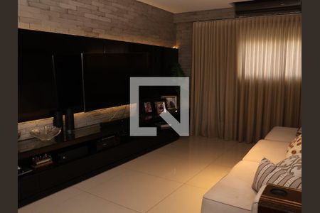 Sala de TV de apartamento para alugar com 2 quartos, 163m² em Jardim Goiás, Goiânia