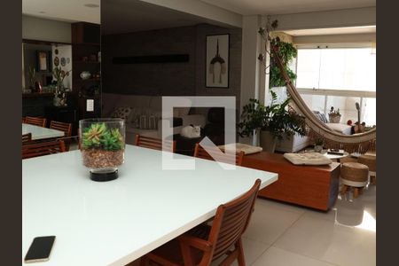 Sala de apartamento para alugar com 2 quartos, 163m² em Jardim Goiás, Goiânia