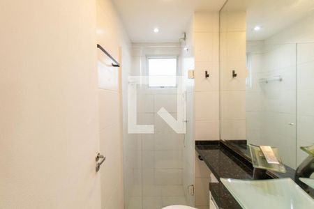 Banheiro Social de apartamento para alugar com 1 quarto, 30m² em Lindoia, Curitiba