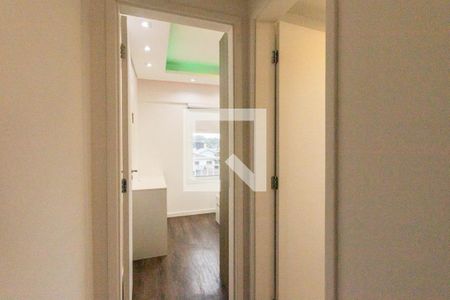 Corredor de apartamento para alugar com 1 quarto, 30m² em Lindoia, Curitiba