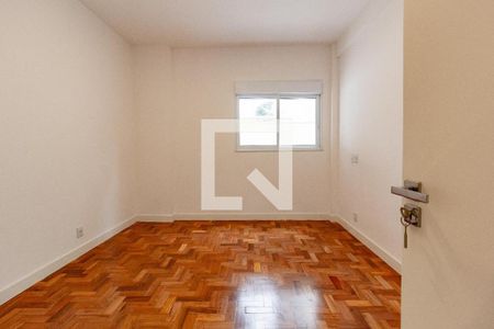 Casa à venda com 4 quartos, 270m² em Pacaembu, São Paulo
