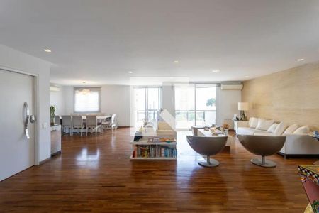 Apartamento à venda com 3 quartos, 270m² em Moema, São Paulo