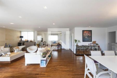 Apartamento à venda com 3 quartos, 270m² em Moema, São Paulo