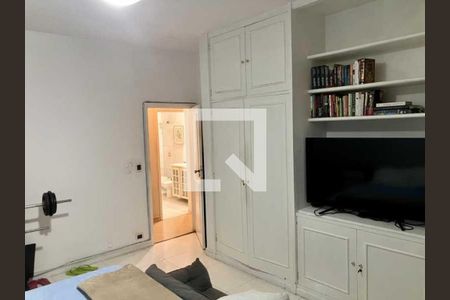 Apartamento à venda com 4 quartos, 320m² em Leme, Rio de Janeiro