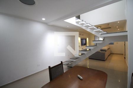 Sala de casa para alugar com 4 quartos, 250m² em Jardim Iguatemi, São Paulo