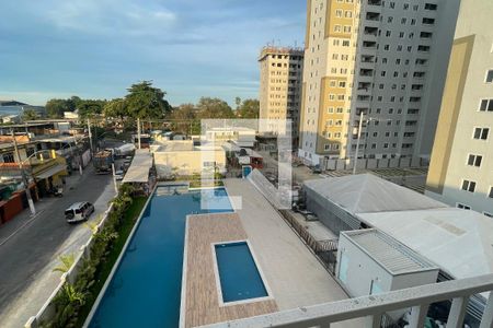 Varanda de apartamento para alugar com 2 quartos, 55m² em Jardim Primavera, Duque de Caxias