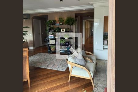 Apartamento à venda com 4 quartos, 206m² em Jardim Vitoria Regia, São Paulo
