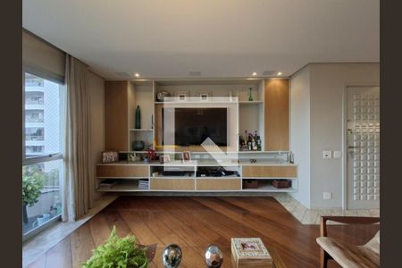 Apartamento à venda com 4 quartos, 210m² em Vila Suzana, São Paulo