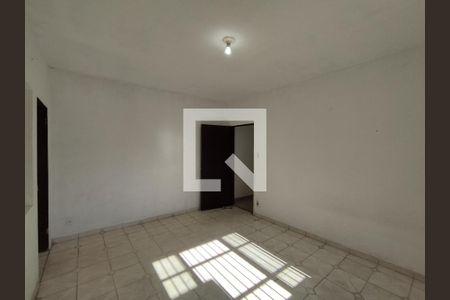 Sala  de casa para alugar com 3 quartos, 60m² em Vila Liviero, São Paulo