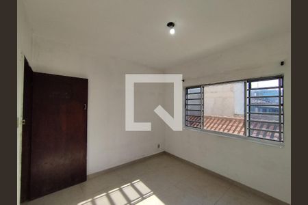 Quarto  de casa para alugar com 3 quartos, 60m² em Vila Liviero, São Paulo