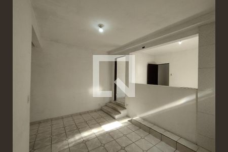 Cozinha - Torneira de casa para alugar com 3 quartos, 60m² em Vila Liviero, São Paulo