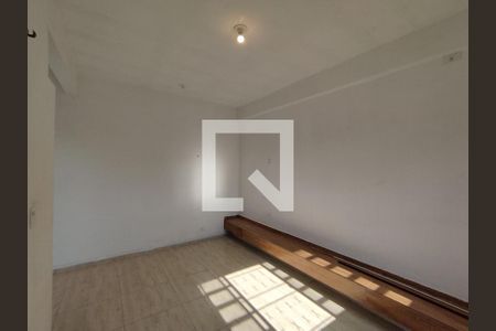 Quarto 2  de casa para alugar com 3 quartos, 60m² em Vila Liviero, São Paulo