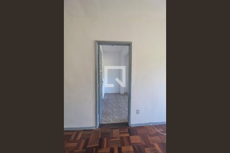 Corredor de apartamento para alugar com 3 quartos, 80m² em Partenon, Porto Alegre