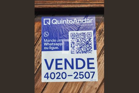 Placa  de casa à venda com 3 quartos, 184m² em Vila Constança, São Paulo